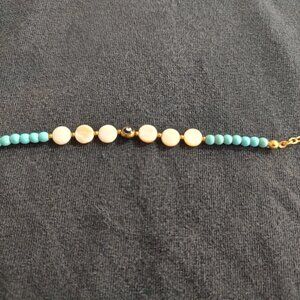 Vintage flat mother of pearl and blue plastic bead bracelet